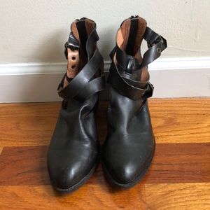 Jeffrey Campbell Everwell boots